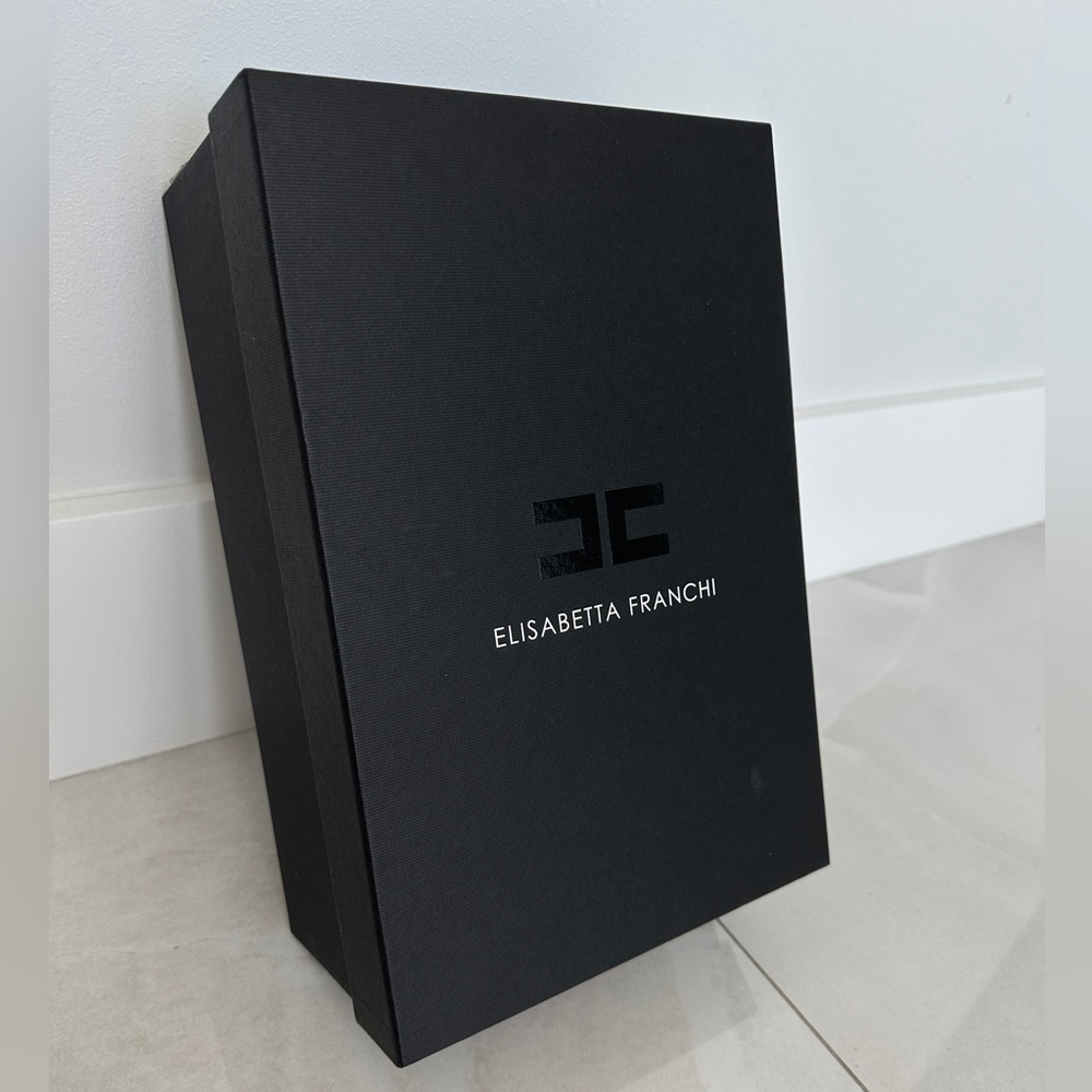 Elisabetta Franchi Women’s Shoe Box Logo Tissue Paper and 2 Dust Bags